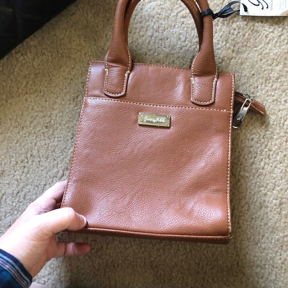 Grace Adele hobo
